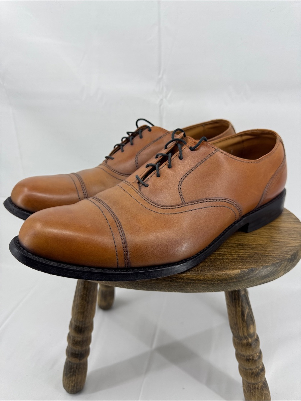 Allen Edmonds Mens Brookwood Leather Cap Toe Dress Shoes in Cognac, sz 11